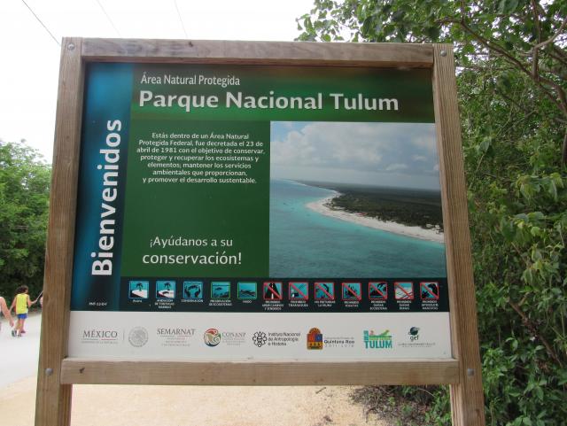 Entrada para o Parque Nacional Tulum.